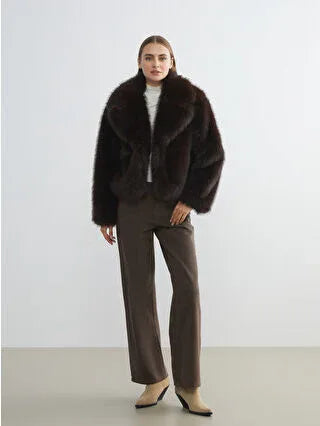 Brown Collar Women's Fur Coat - alotasawkli