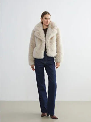 Ecru Collar Women's Fur Coat - alotasawkli