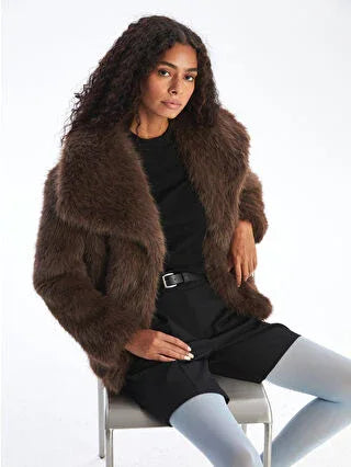 Brown Collar Women's Plush Coat - alotasawkli