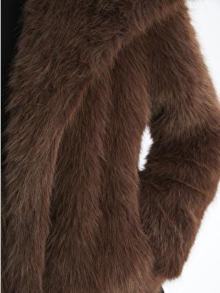 Brown Collar Women's Plush Coat - alotasawkli