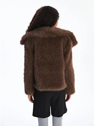 Brown Collar Women's Plush Coat - alotasawkli