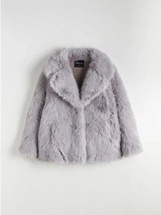 Brown Collar Women's Fur Coat - alotasawkli