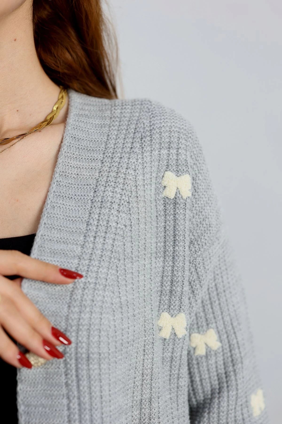 Women’s Embroidered Knit Cardigan – Grey & Latte