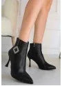 Moose Black Leather Heeled Boots - alotasawkli