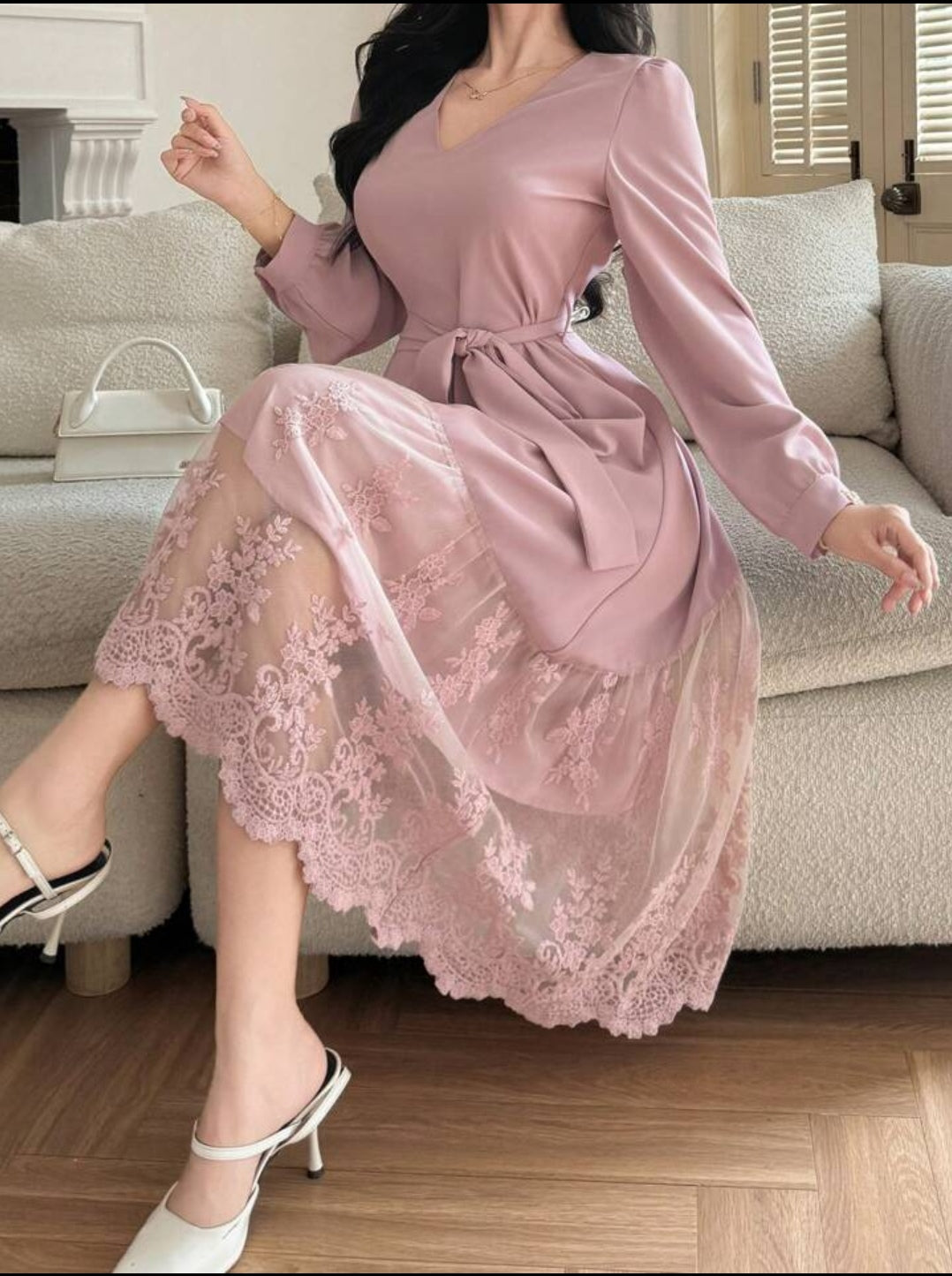 DAZY Elegant V-Neck Lace Patchwork Waist Belt Midi Dress