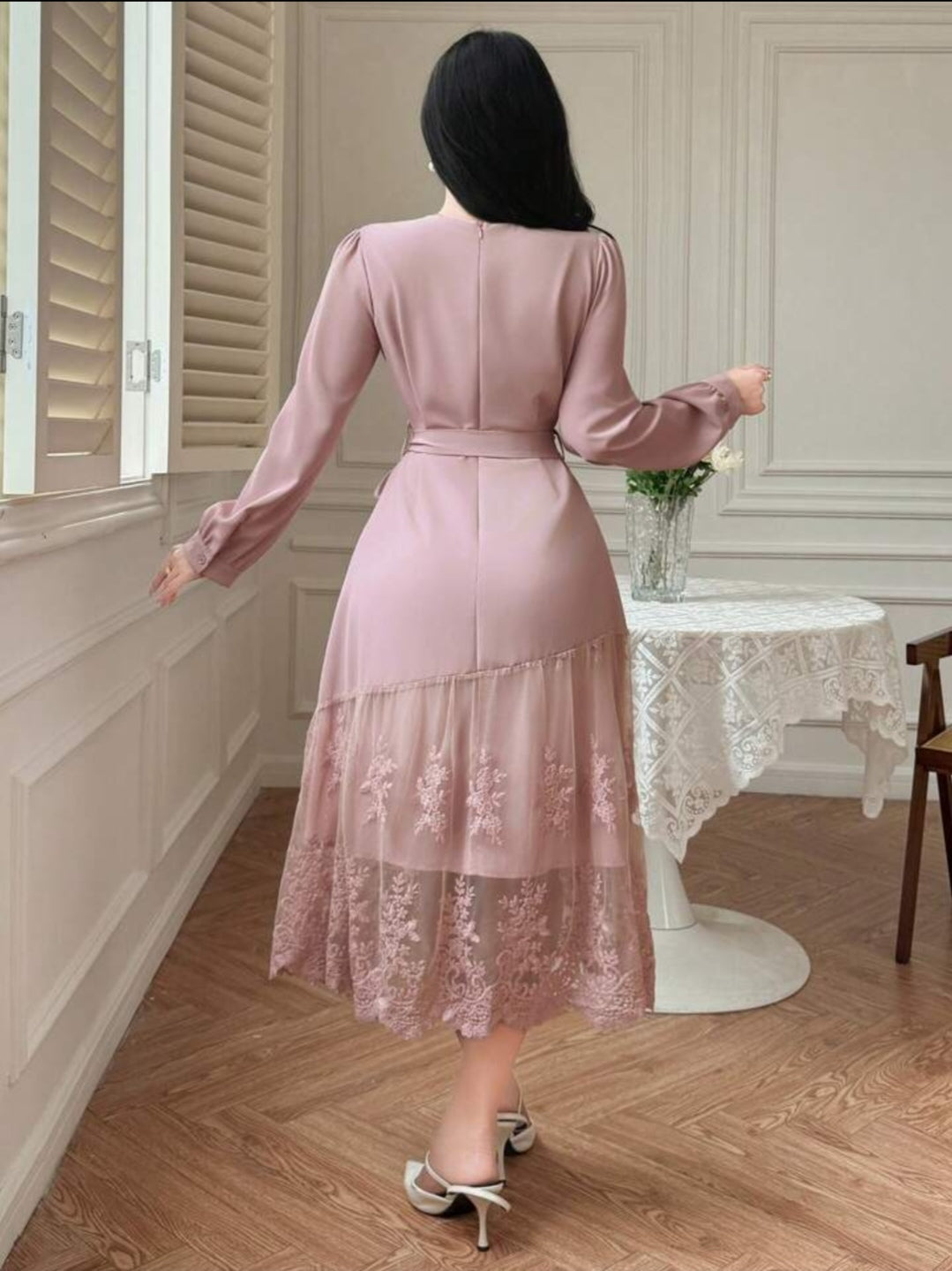 DAZY Elegant V-Neck Lace Patchwork Waist Belt Midi Dress