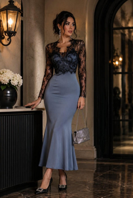 Elegant evening dress with luxurious lace