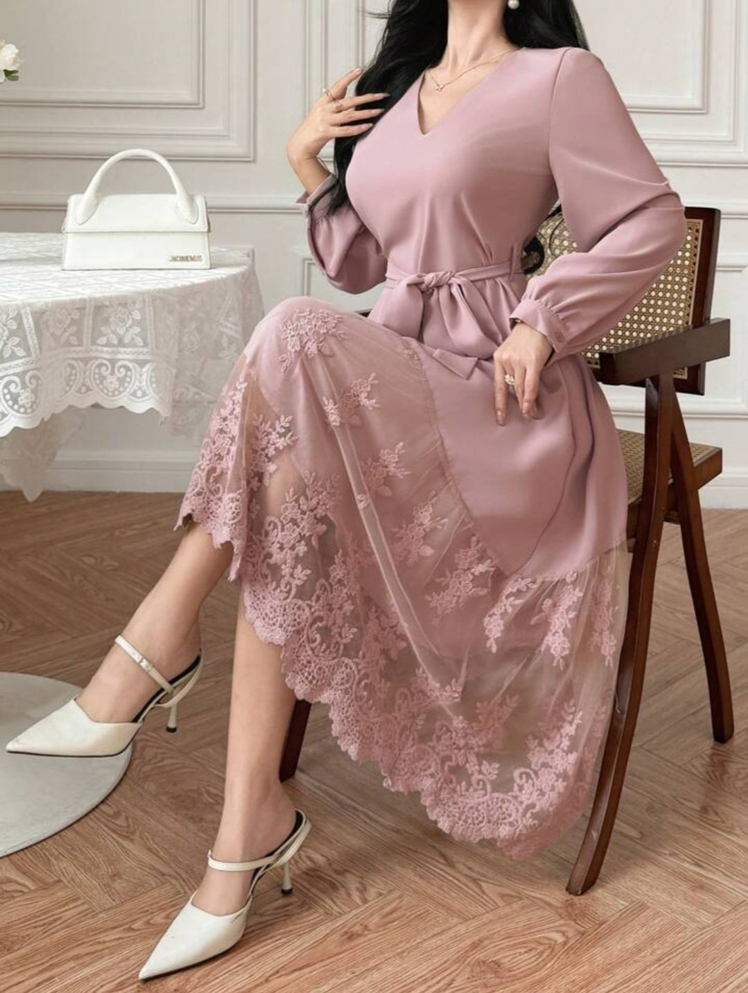 DAZY Elegant V-Neck Lace Patchwork Waist Belt Midi Dress