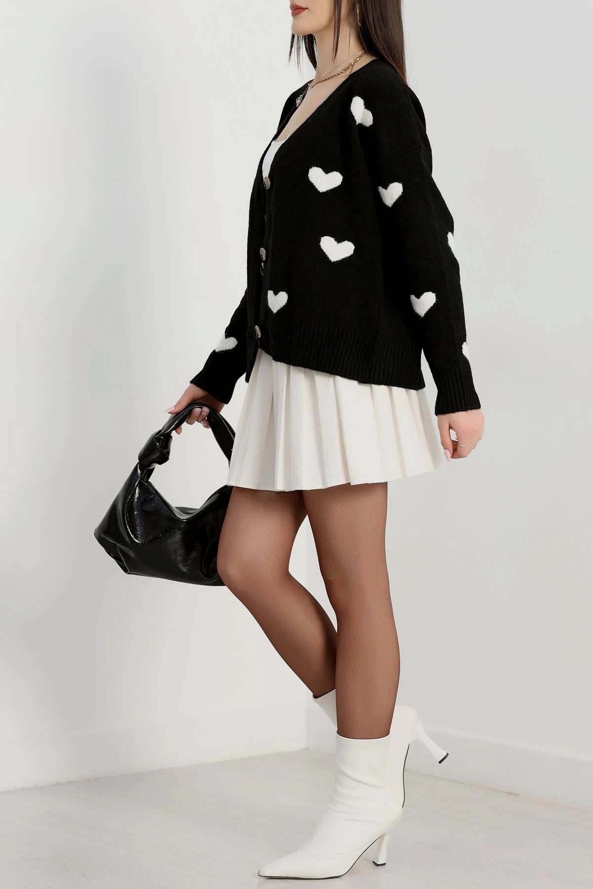 Women’s Heart Pattern Brushed Knit Cardigan – Black